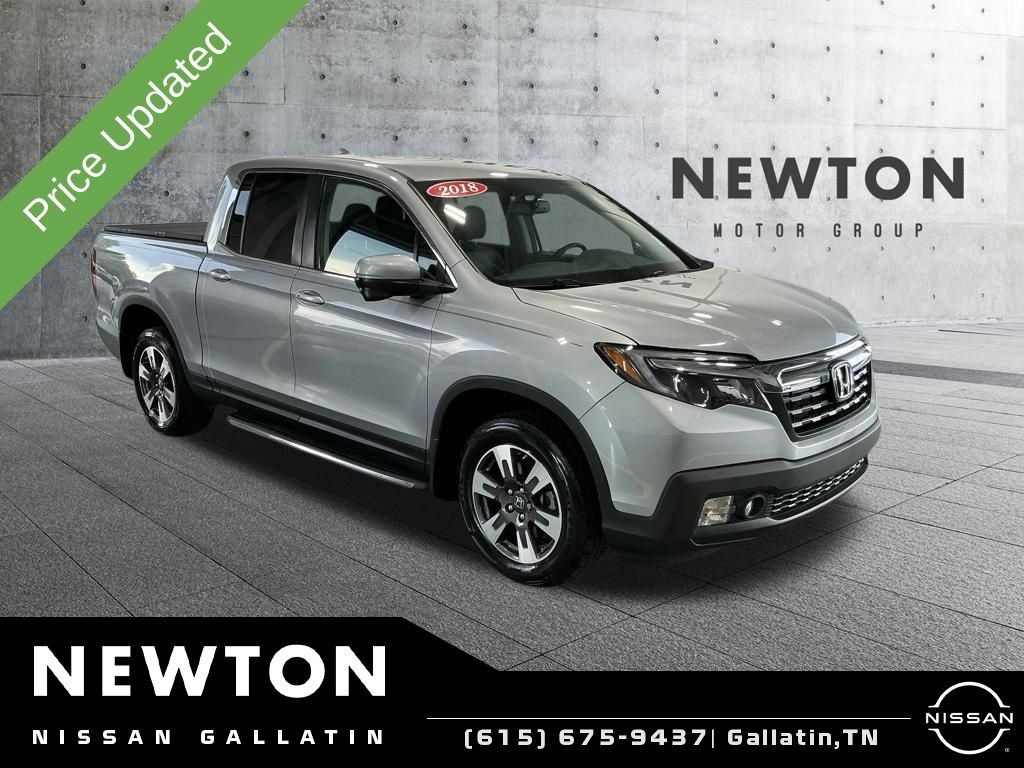 Lunar Silver Metallic 2018 Honda Ridgeline Pickup Truck All-Wheel Drive 6-Speed Automatic