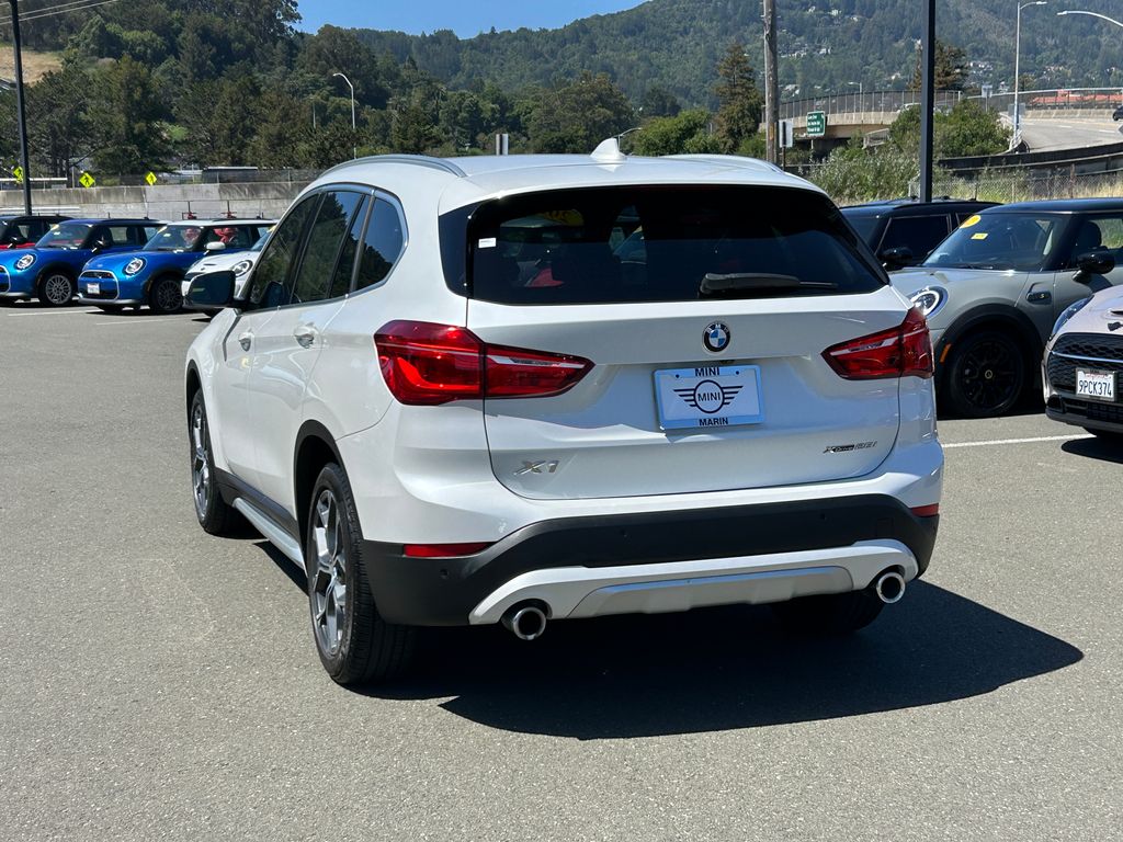 Thumbnail: 2020 BMW X1 - 3