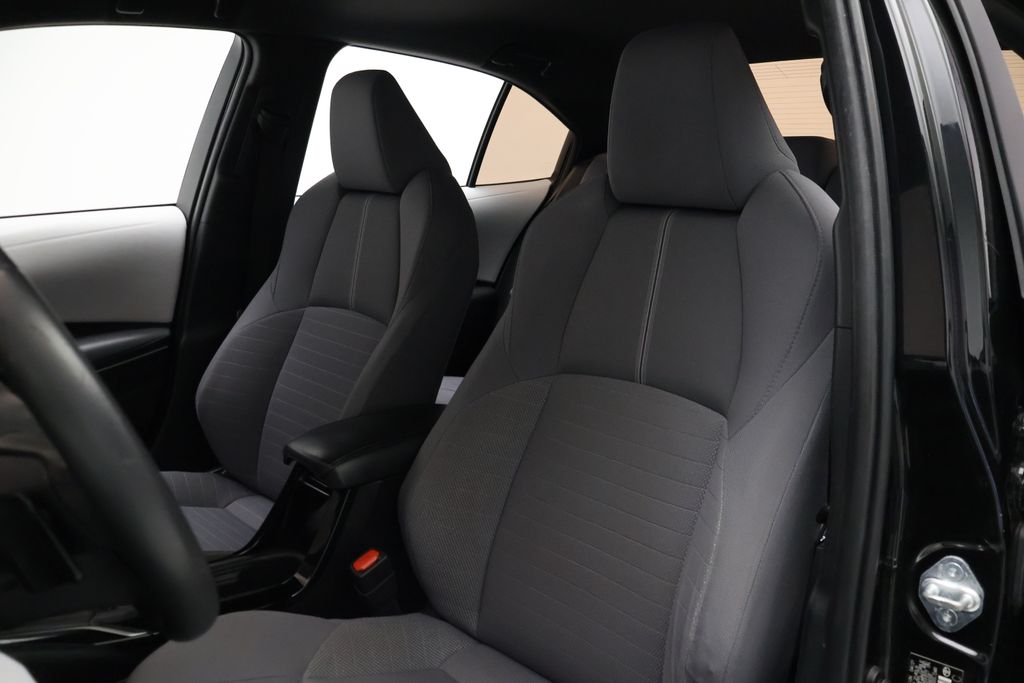 Thumbnail: 2021 Toyota Corolla - 13