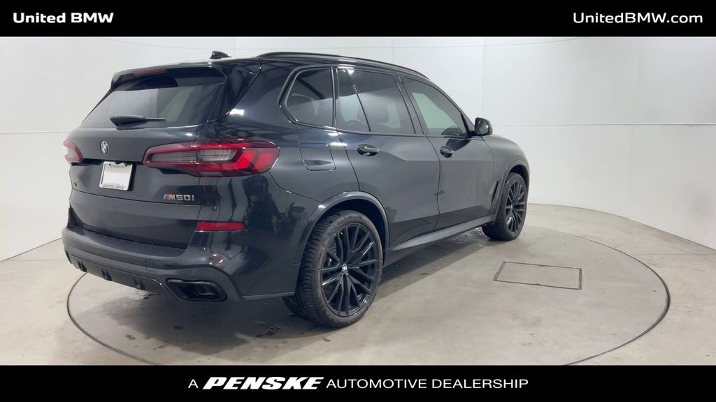 2022 BMW X5 M50i 8