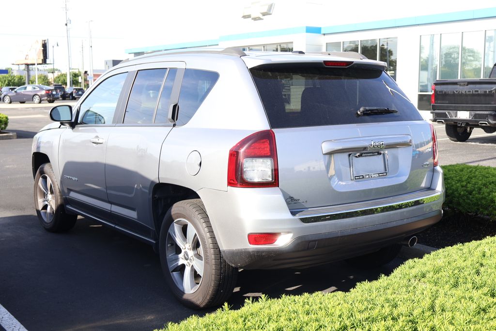 2017 Jeep Compass Latitude 11