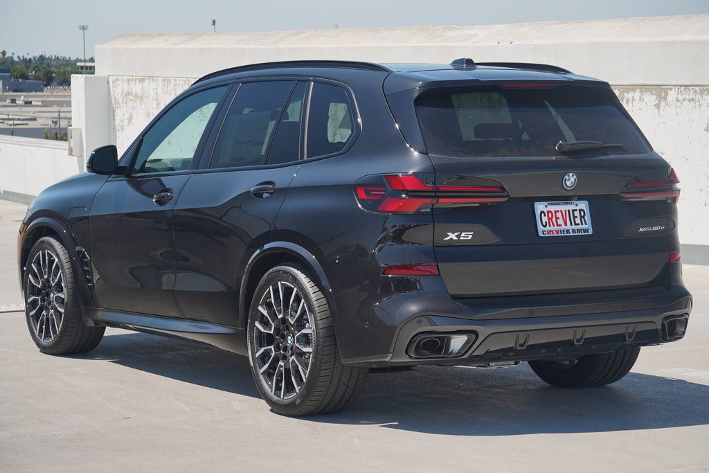 Thumbnail: 2026 BMW X5 - 8