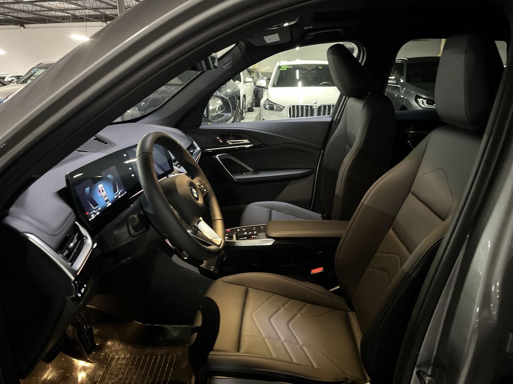 Thumbnail: 2026 BMW X1 - 11