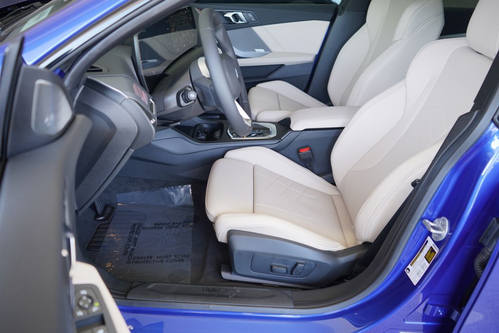 Thumbnail: 2026 BMW 2 Series - 10