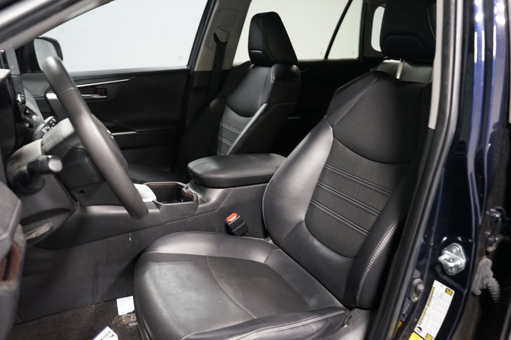 Thumbnail: 2023 Toyota RAV4 - 6