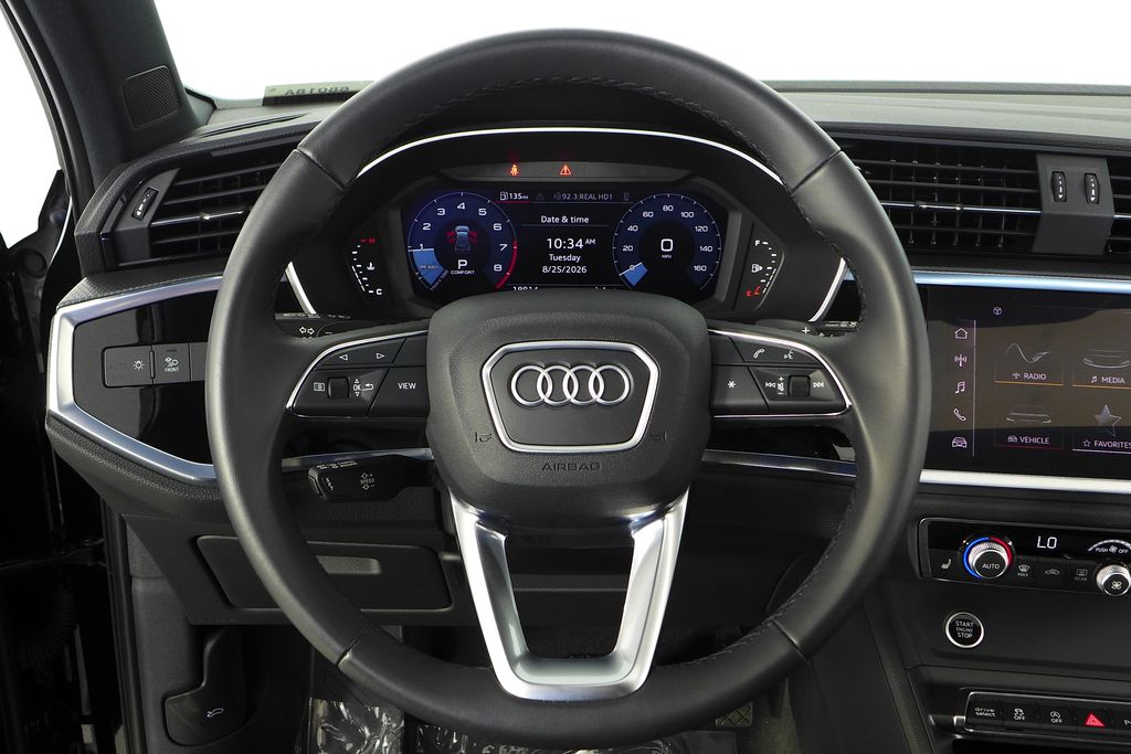 Thumbnail: 2023 Audi Q3 - 27