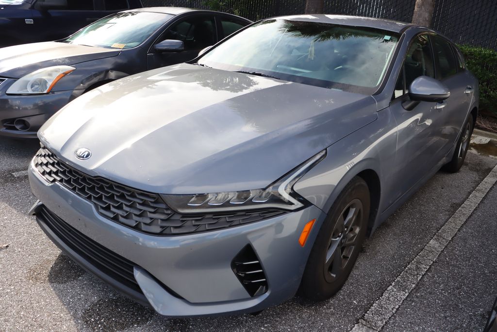 Thumbnail: 2021 Kia K5 - 2