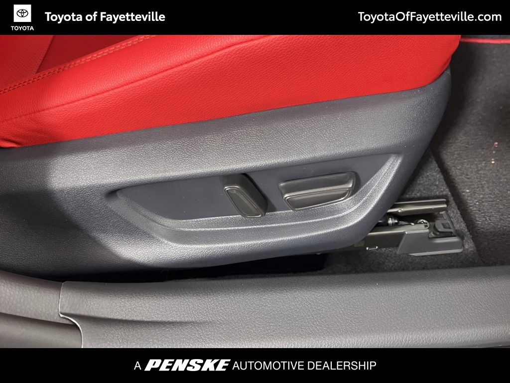 Thumbnail: 2026 Toyota Camry - 9