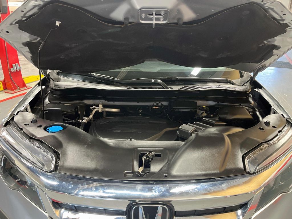 Used 2021 Silver Honda Special Edition image 32