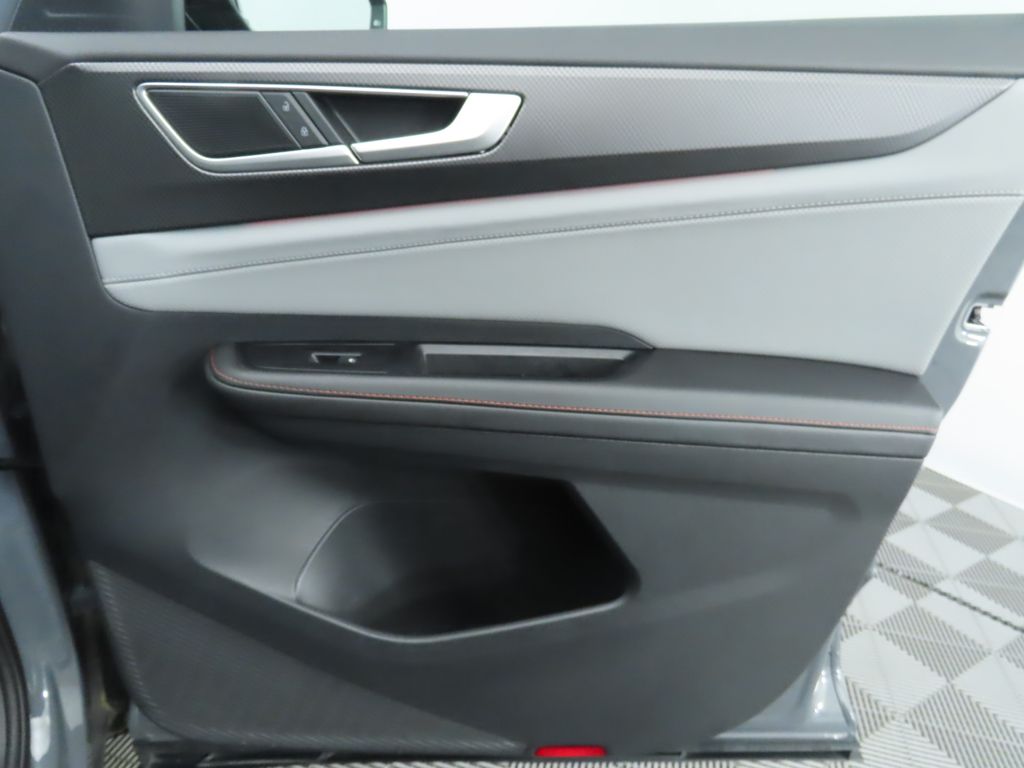 Thumbnail: 2025 Volkswagen Atlas - 26