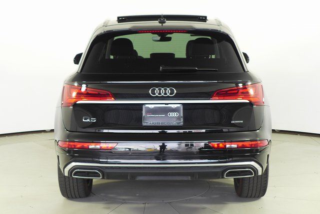 2024 Audi Q5 45 S line Premium Plus 8