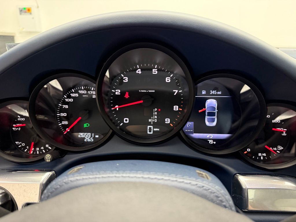 Thumbnail: 2015 Porsche 911 - 11