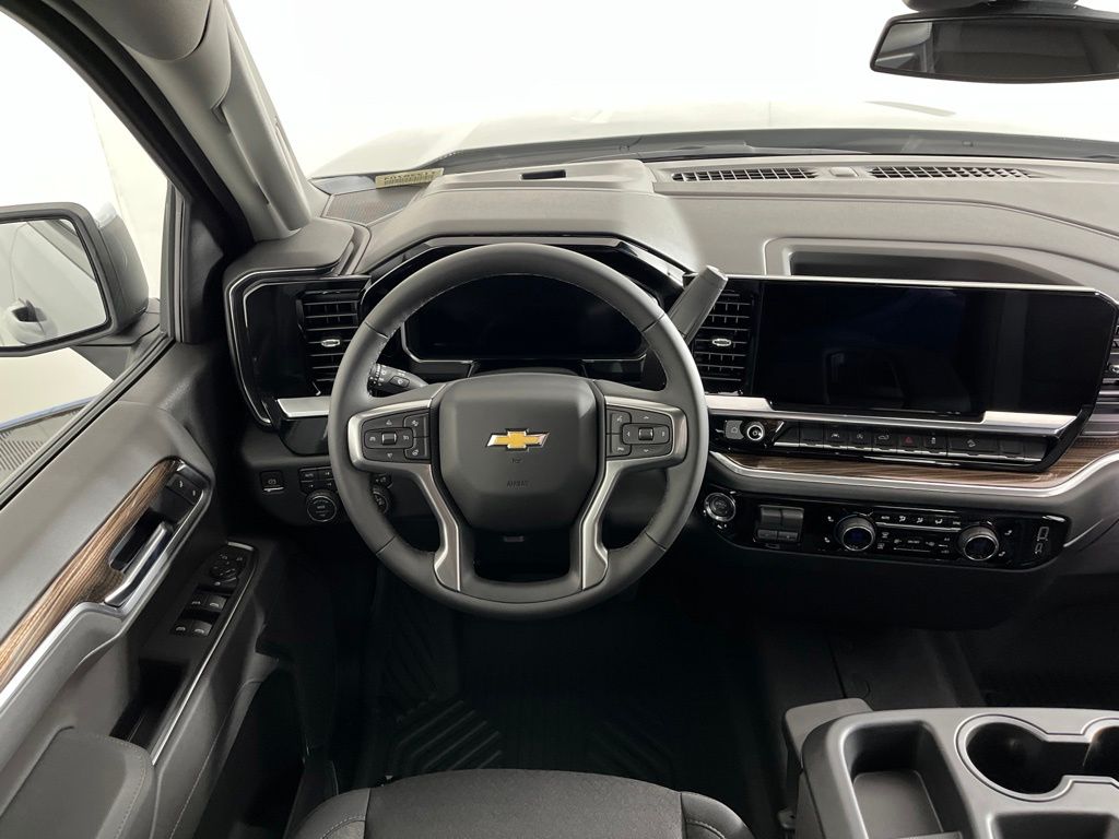 Thumbnail: 2026 Chevrolet Silverado 1500 - 17