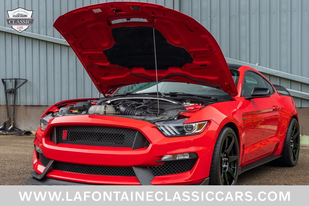 2017 Ford Mustang 20