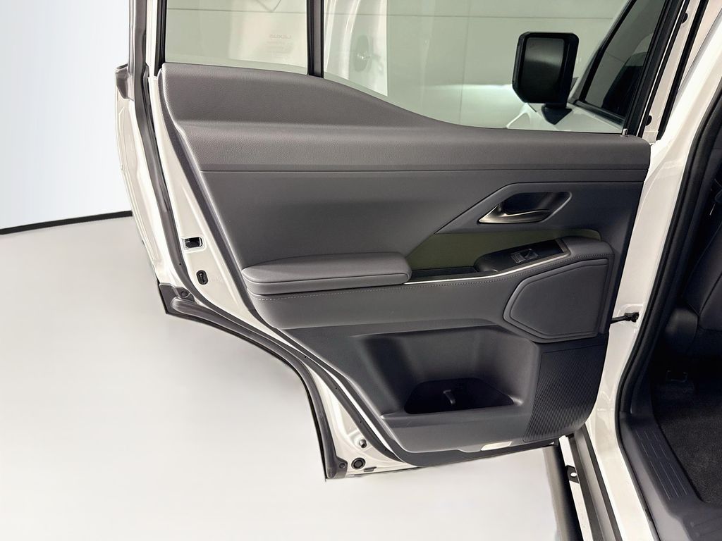 Thumbnail: 2024 Lexus GX - 26