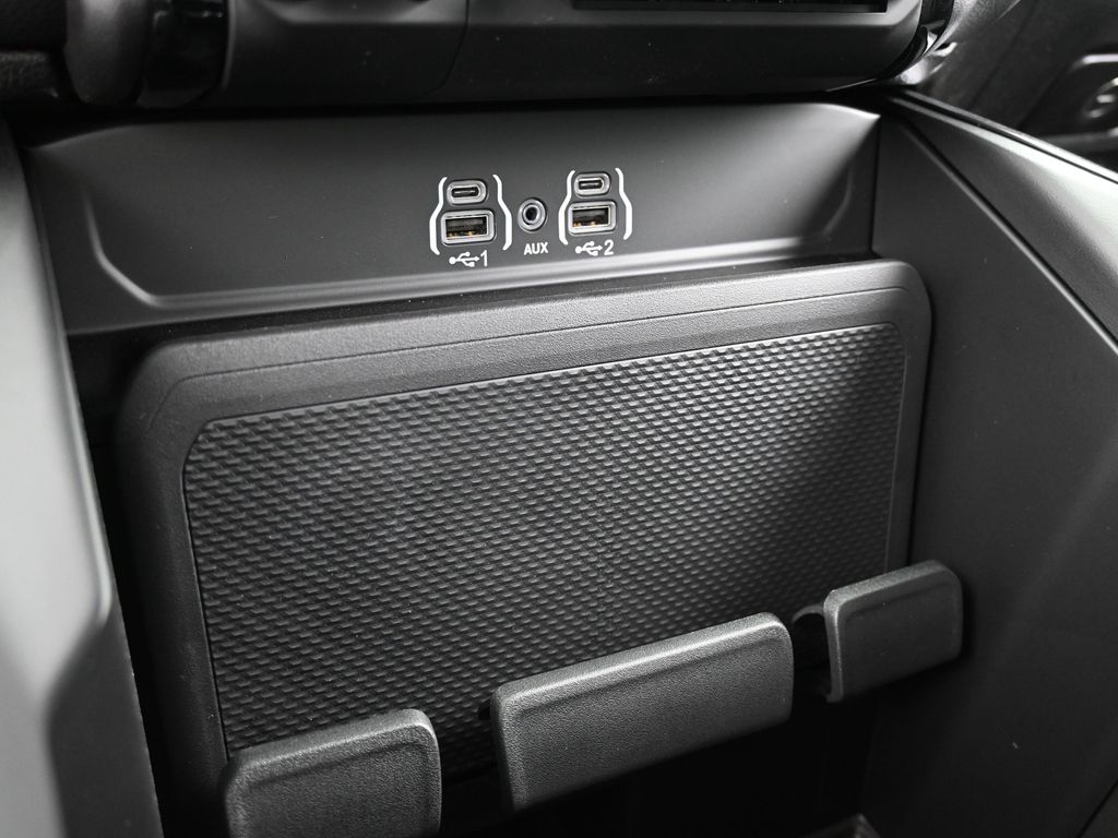 New 2026 Bright White Clearcoat Ram Big Horn image 23