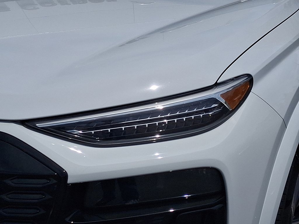 Thumbnail: 2027 Audi SQ6 e-tron - 6