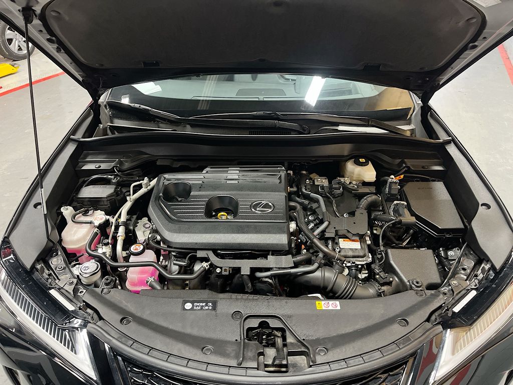 Used 2025 Obsidian Lexus 300h F SPORT Design image 31