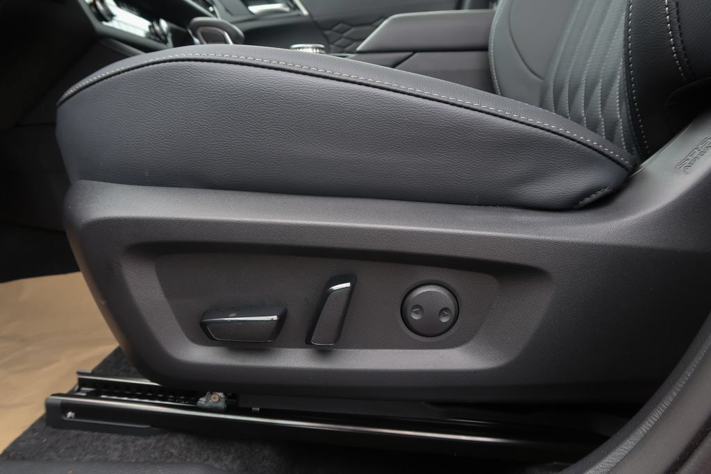 2026 Mitsubishi Outlander SEL 2.5 S-AWC