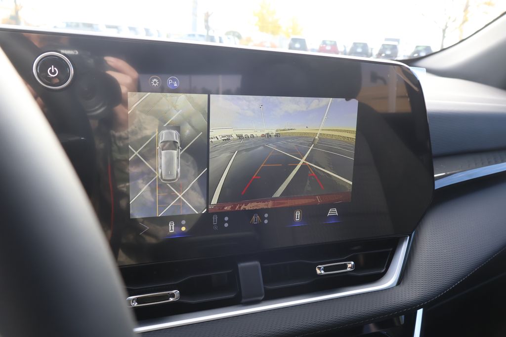 Thumbnail: 2026 Chevrolet Equinox - 25