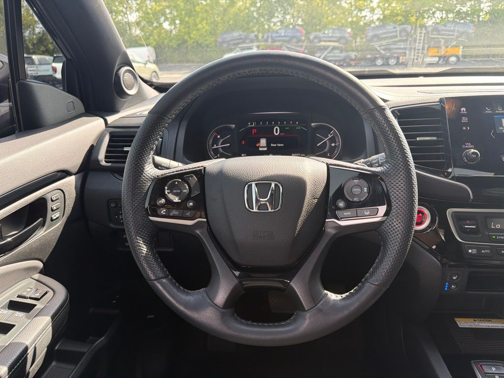 Thumbnail: 2023 Honda Passport - 13