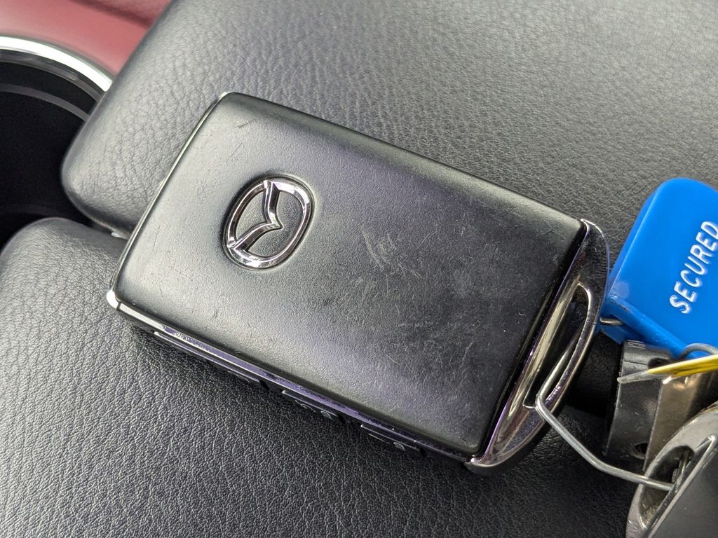 2022 Mazda CX-9 Carbon Edition