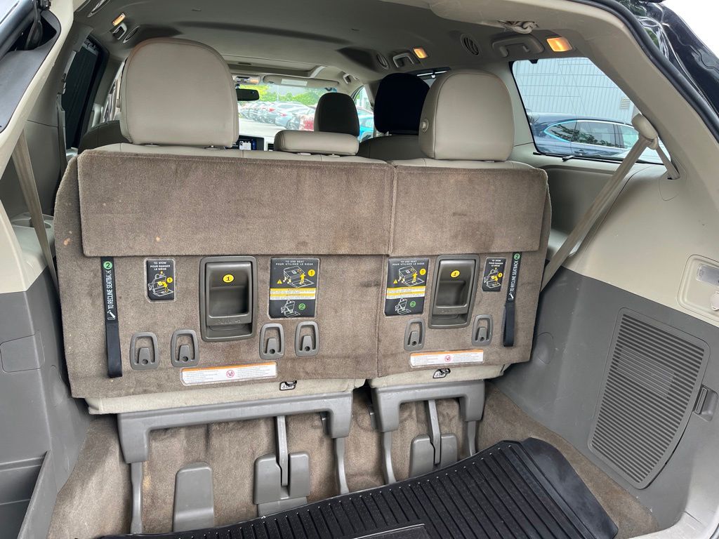 2017 Toyota Sienna XLE