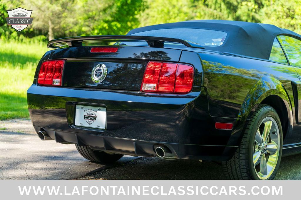 2007 Ford Mustang 98