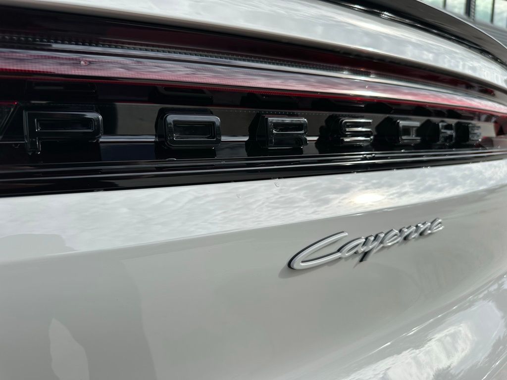 Thumbnail: 2026 Porsche  - 9