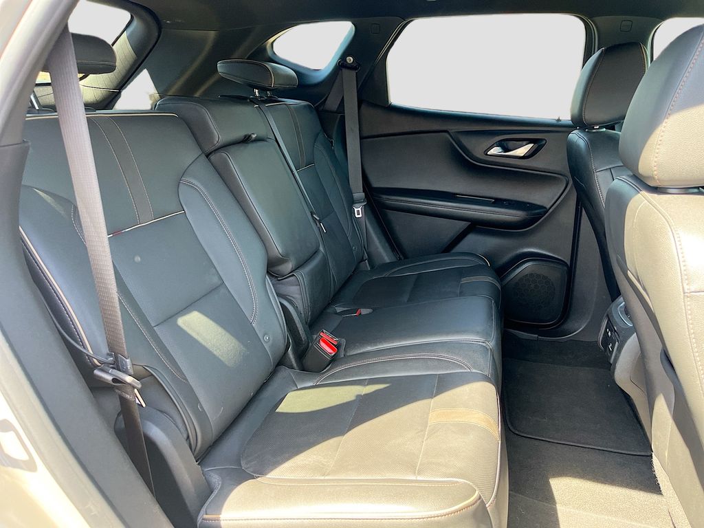 Used 2021 Gray Chevrolet Premier image 28