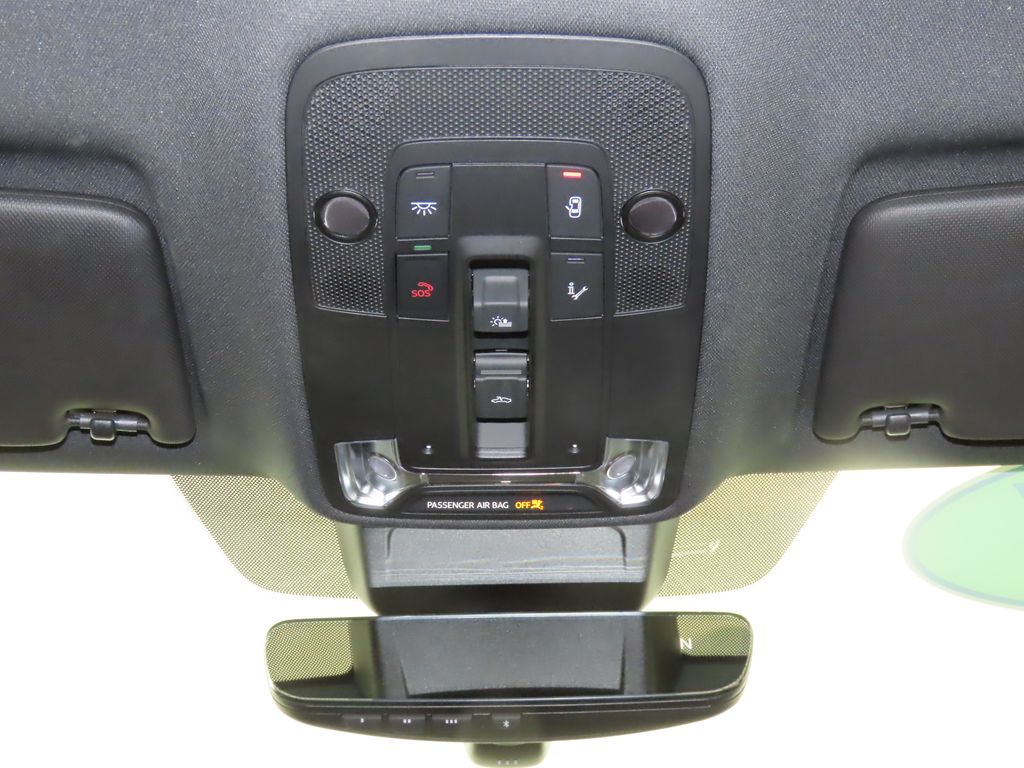 Thumbnail: 2025 Audi Q3 - 26