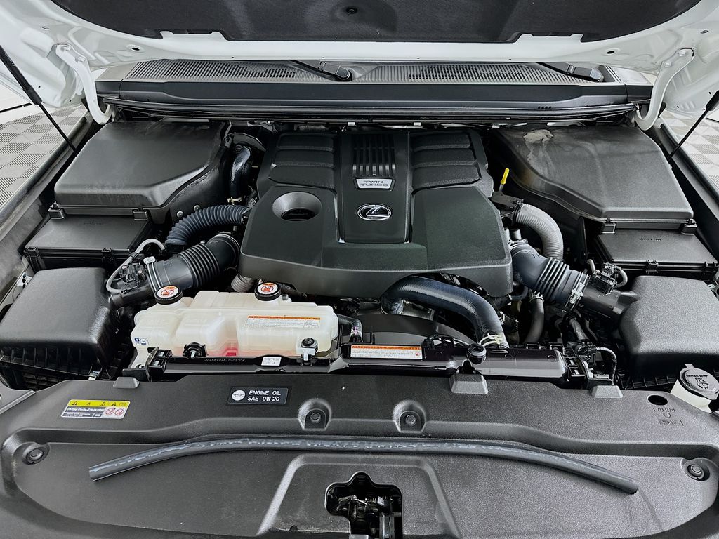 Thumbnail: 2024 Lexus GX - 30