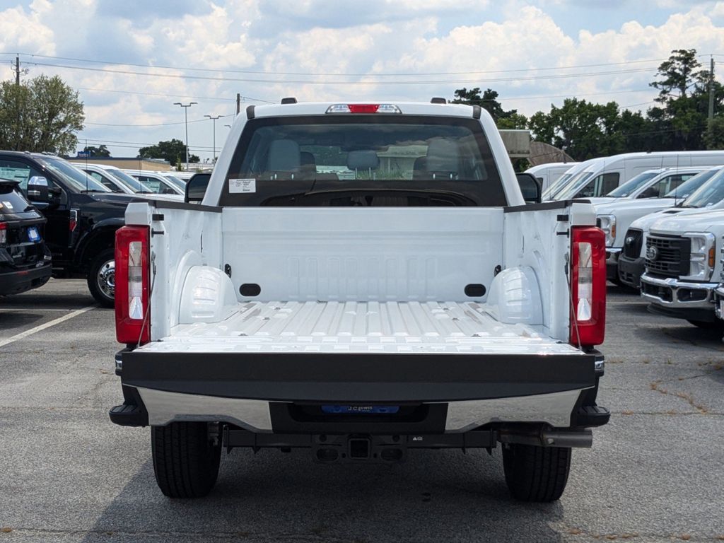 2025 Ford F-250 Super Duty XL
