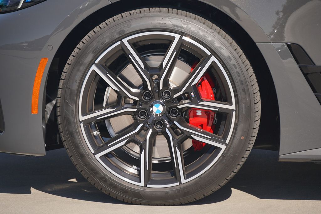 Thumbnail: 2026 BMW 4 Series - 5