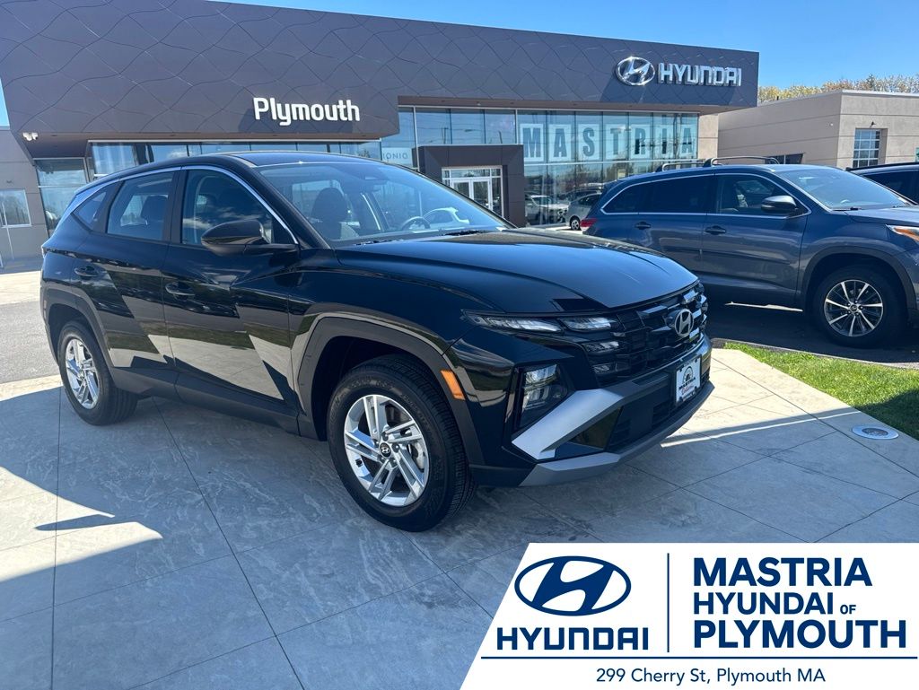 Phantom Black 2026 Hyundai Tucson SUV / Crossover All-Wheel Drive 8-Speed Automatic