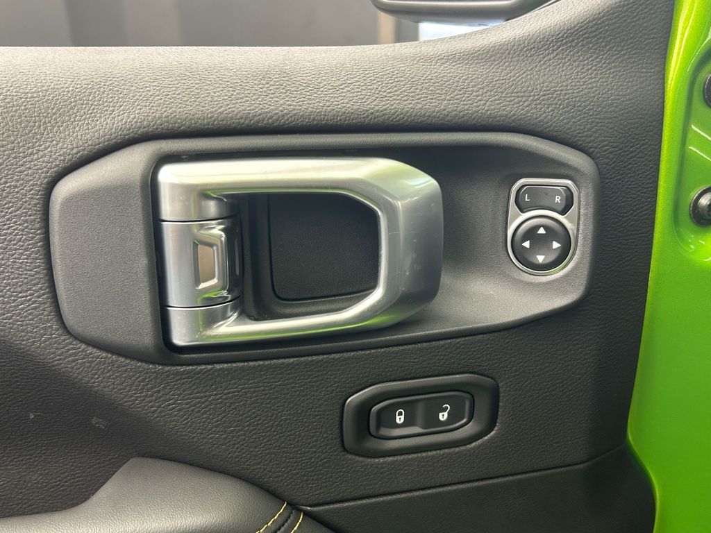 New 2026 Mojito Clearcoat Jeep Sahara image 13