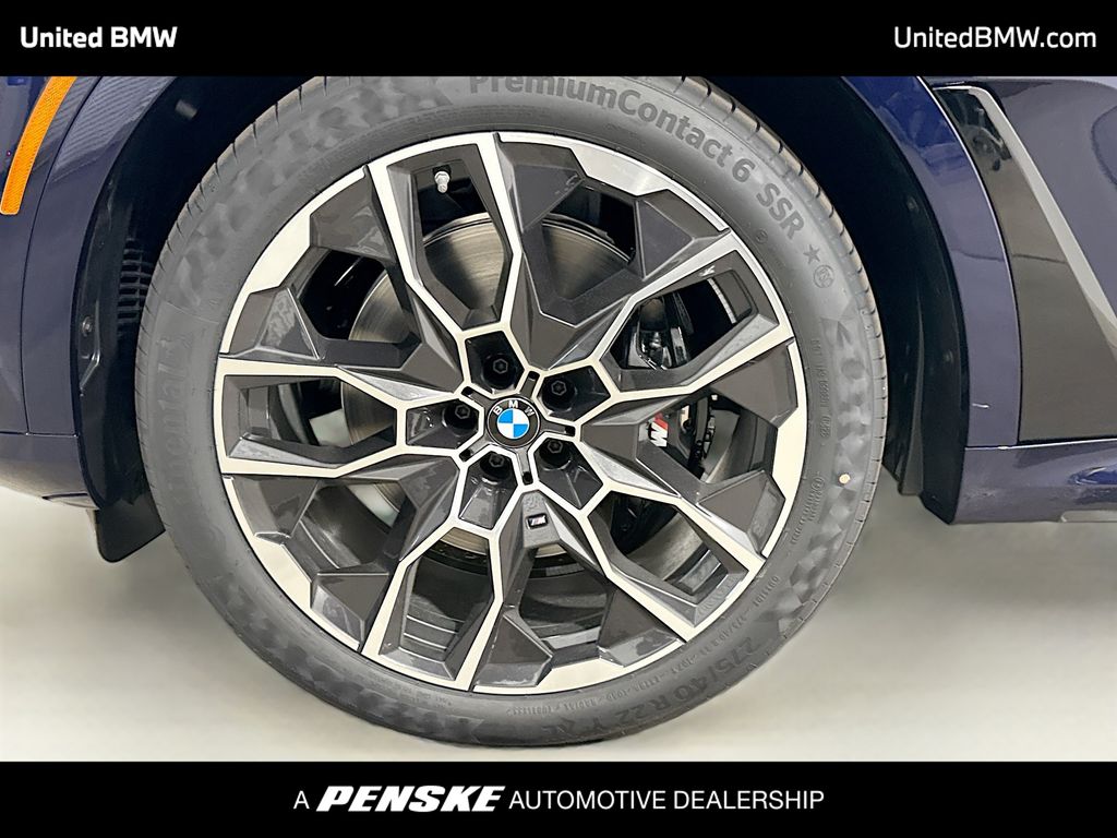 Thumbnail: 2027 BMW X7 - 2