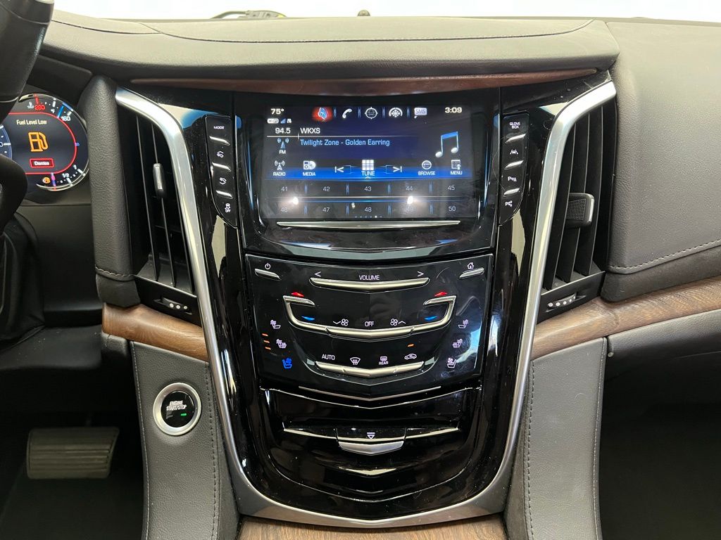 2019 Cadillac Escalade Premium Luxury 14