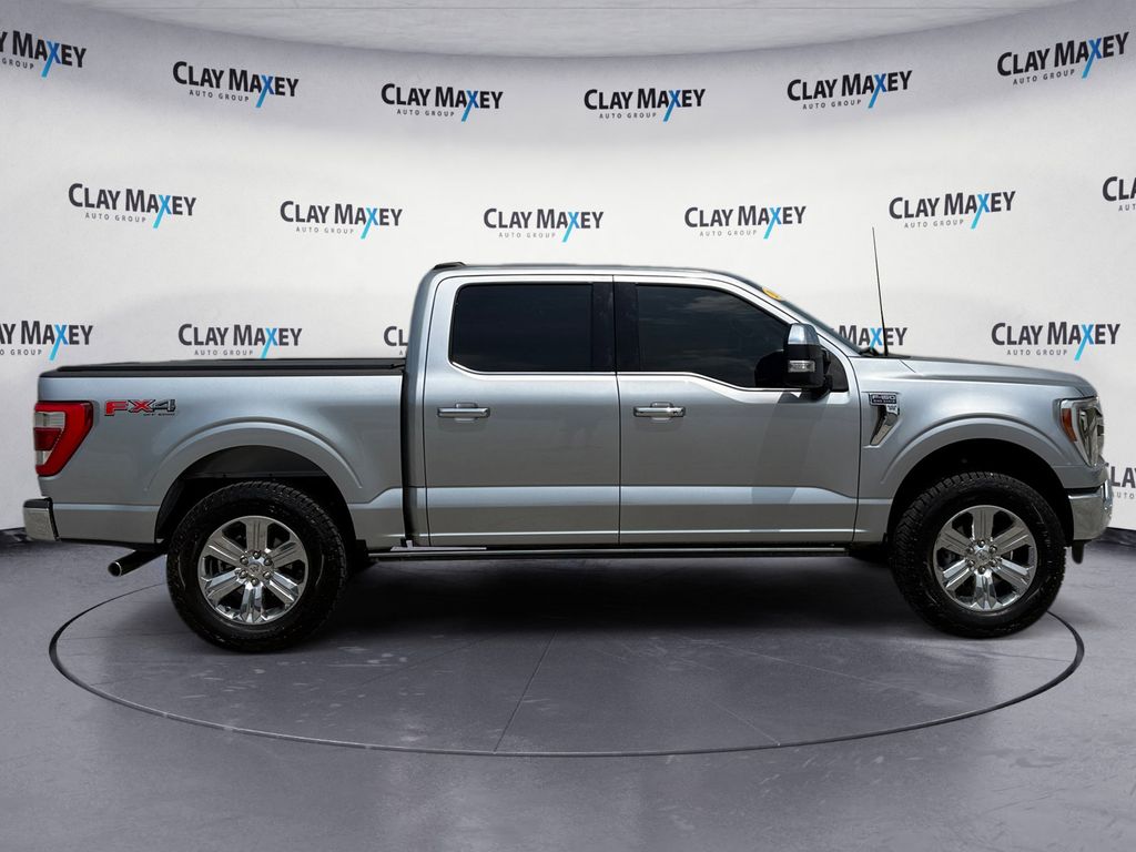 View vehicle photo 6