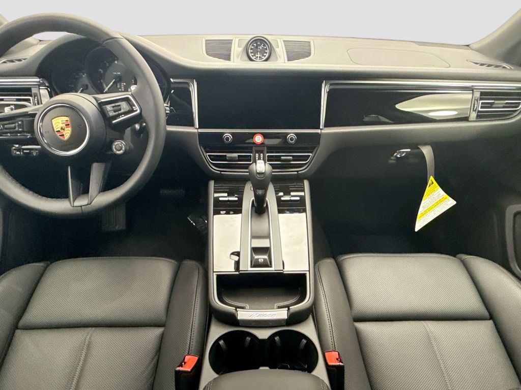 Thumbnail: 2026 Porsche Macan - 16