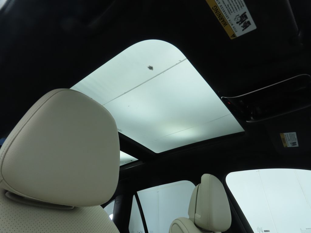 Thumbnail: 2026 Mercedes-Benz GLC - 19