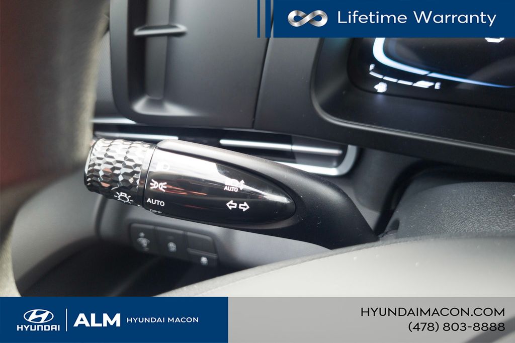 New 2026 White Hyundai SE image 30