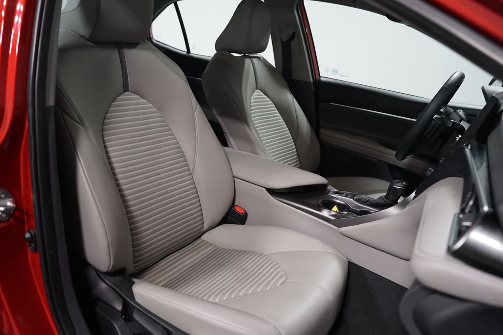 Thumbnail: 2023 Toyota Camry - 28