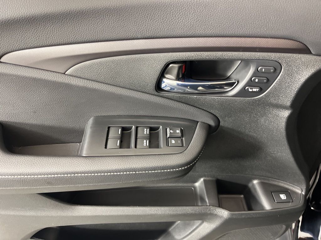 Thumbnail: 2025 Honda Ridgeline - 25