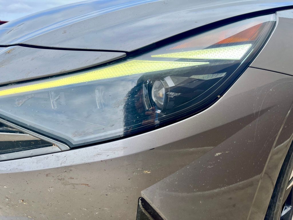 2023 Hyundai Elantra Limited Edition 7