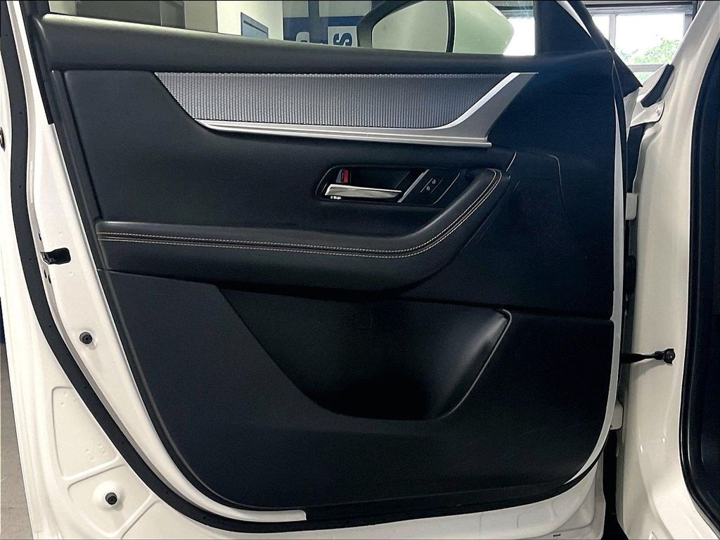 2024 Mazda CX-90 — photo 9