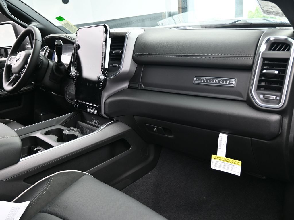 New 2026 Diamond Black Crystal Pearlcoat Ram Laramie image 41