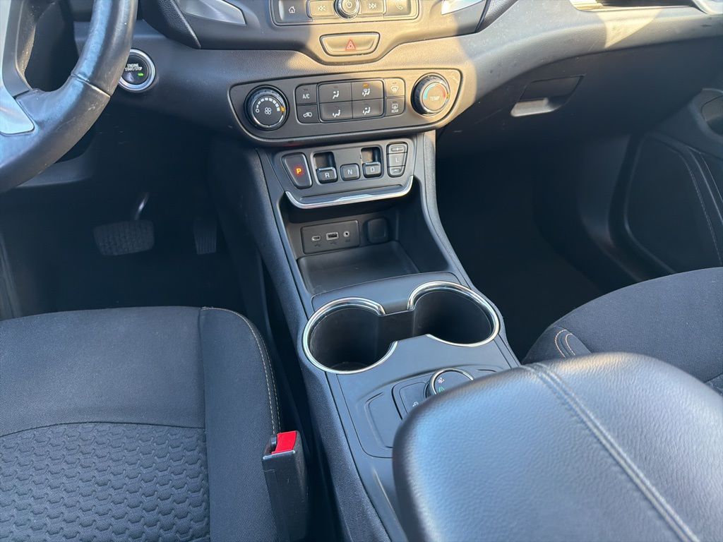 Thumbnail: 2018 GMC Terrain - 16