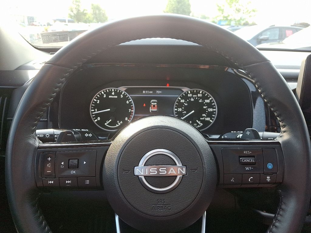 2023 Nissan Pathfinder SV 20
