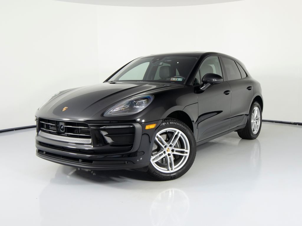 2025 Porsche Macan